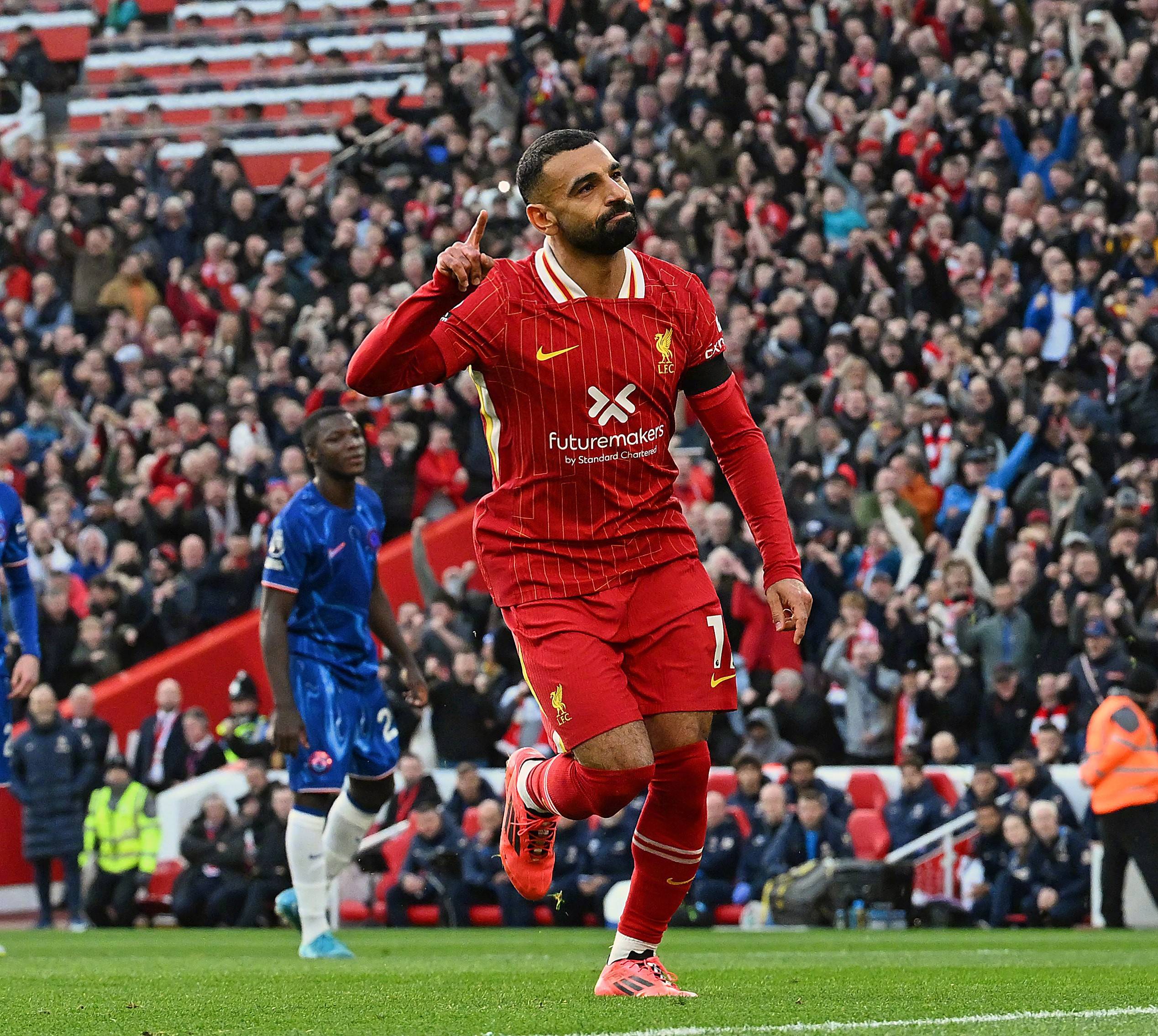 老鹰不断突破！，萨拉赫连续二十场比赛得分超过比赛规则变更全场沸腾不已的简单介绍