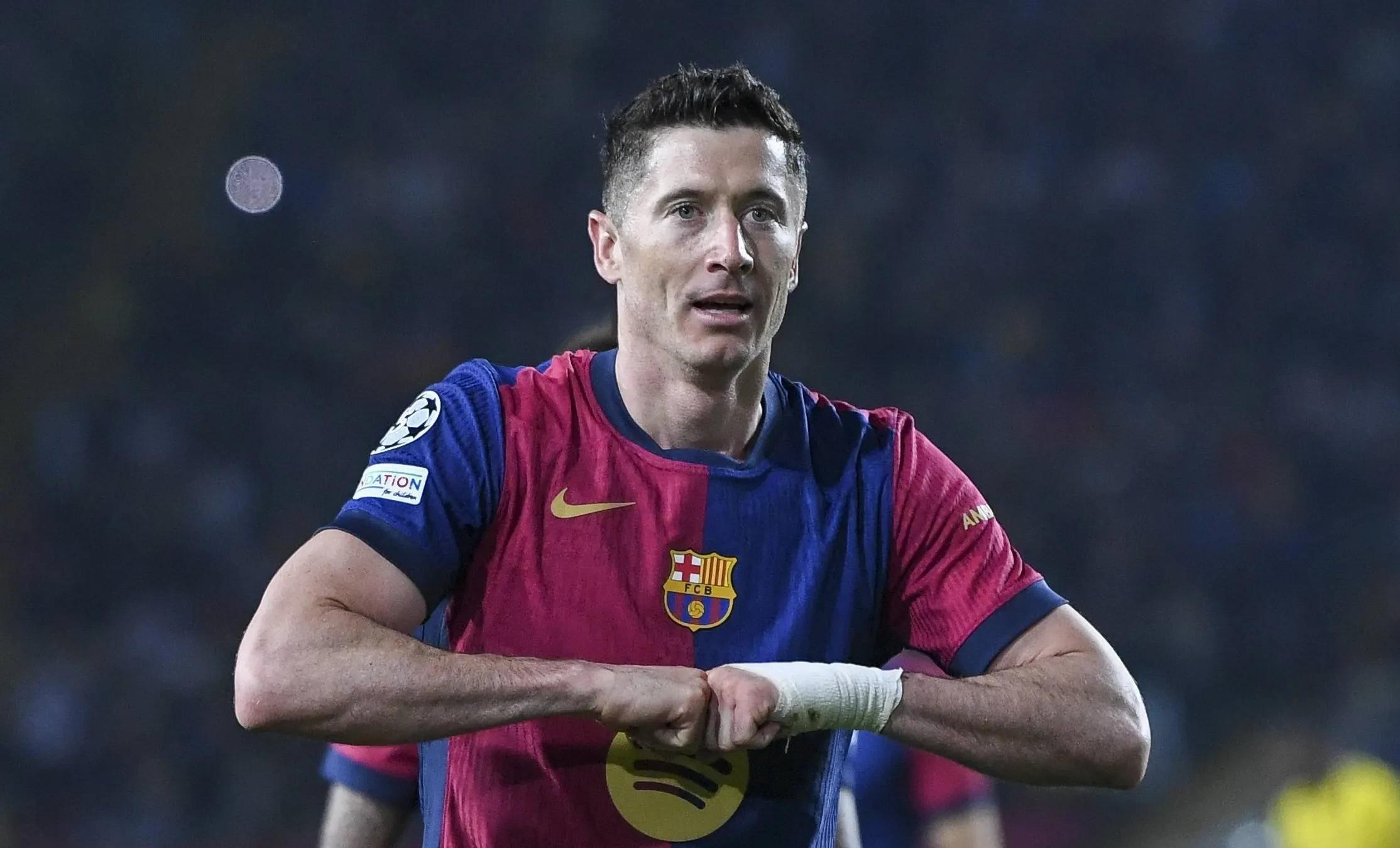 公牛前途光明!,莱万多夫斯基新星重要助攻表现突出观众掌声雷动的简单介绍 公牛前途光明!,莱万多夫斯基新星重要助攻表现突出观众掌声雷动的简单介绍