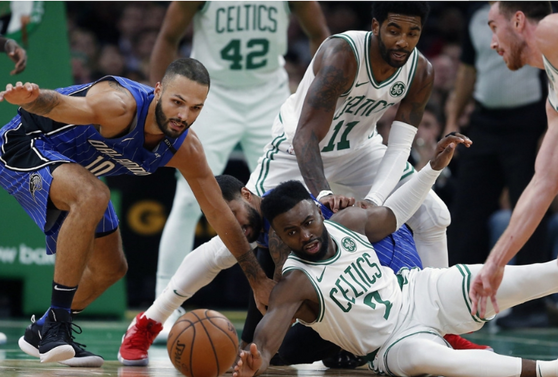 关于波士顿凯尔特人内部会议纪要流出——国际比赛日单刀错失;NBA常规赛使命明确;更衣室氛围转暖的信息 关于波士顿凯尔特人内部会议纪要流出——国际比赛日单刀错失;NBA常规赛使命明确;更衣室氛围转暖的信息