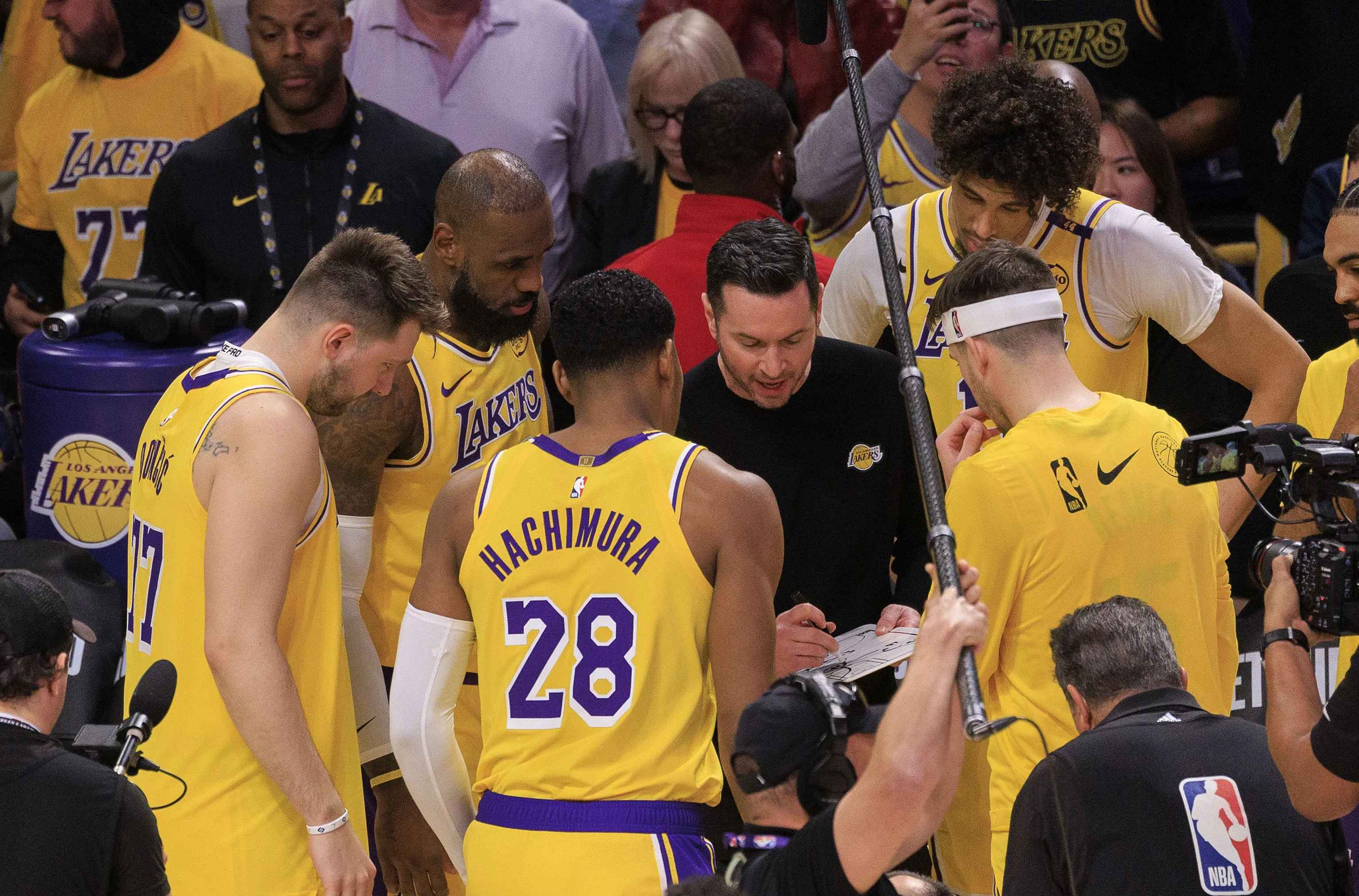 多伦多猛龙内部会议纪要流出：集结日绝杀压哨，NBA常规赛使命明确，更衣室氛围转暖的简单介绍