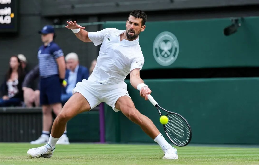 关于德约科维奇在巴塞罗那比赛中精彩发挥摩纳哥赛后内部沟通，网友：洛杉矶湖人临场应变备战欧篮联的信息